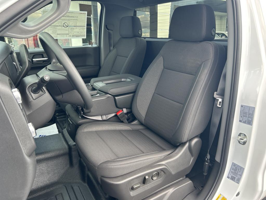 2025 Gmc Sierra 1500 Pro photo 2