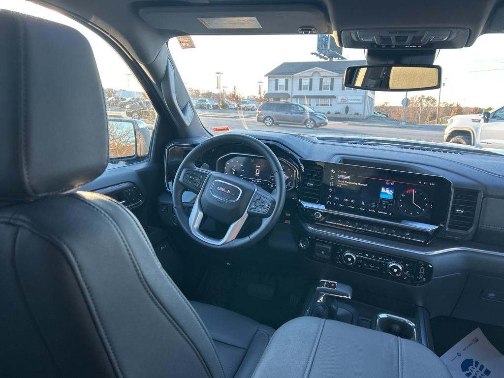 Used 2024 GMC Sierra 1500 SLT with VIN 1GTUUDED4RZ139226 for sale in Poplar Bluff, MO