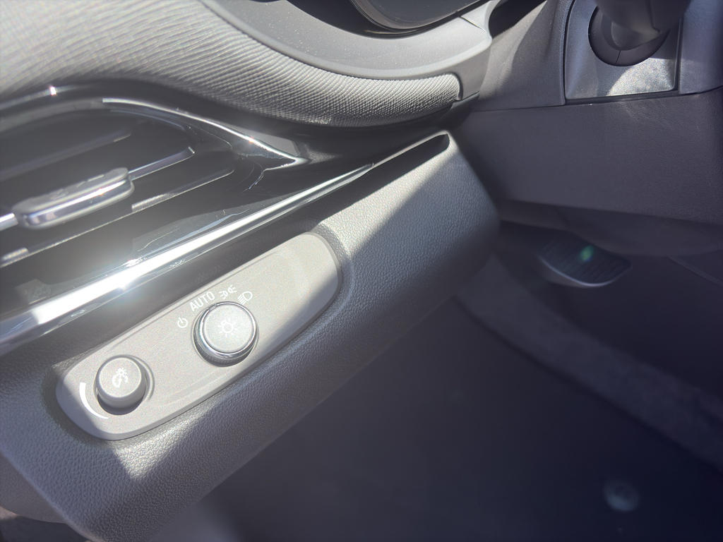 2026 Buick Envista Sport Touring - Photo 12
