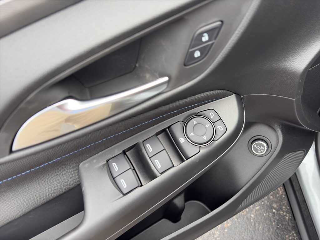 2026 Buick Envista Sport Touring - Photo 13