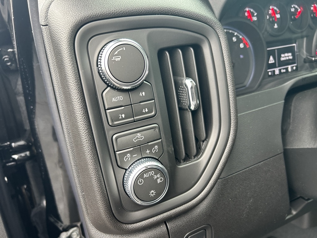 2026 GMC Sierra 1500 Pro - Photo 13