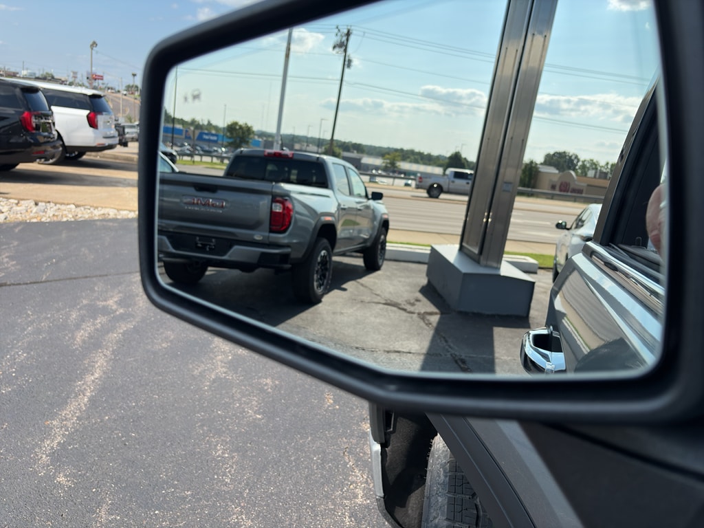 2026 GMC Sierra 1500 Denali - Photo 17