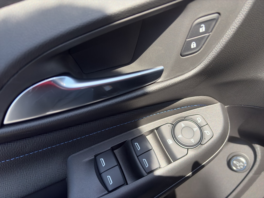 2026 Buick Envista Sport Touring - Photo 14