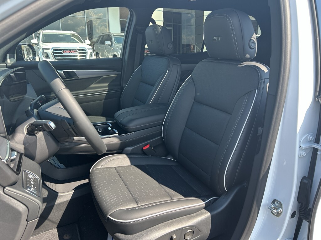 2026 Buick Enclave Sport Touring - Photo 10