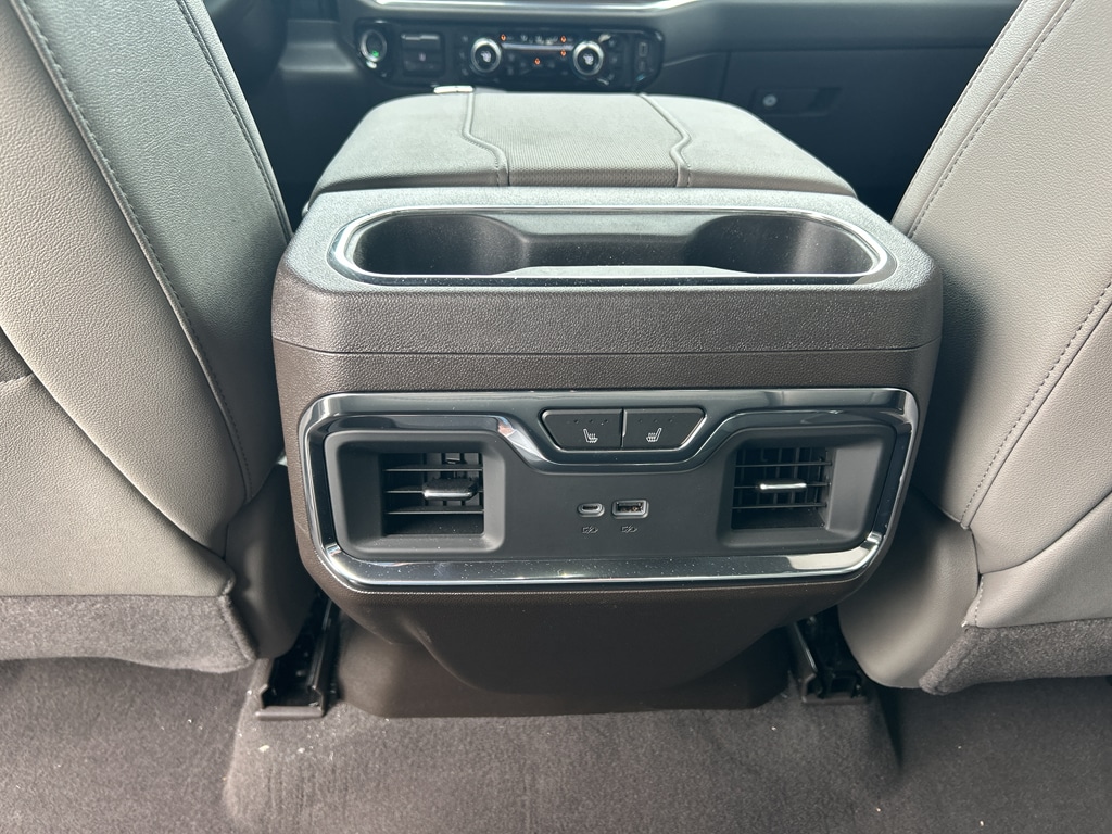 2023 GMC Sierra 1500 SLT - Photo 20