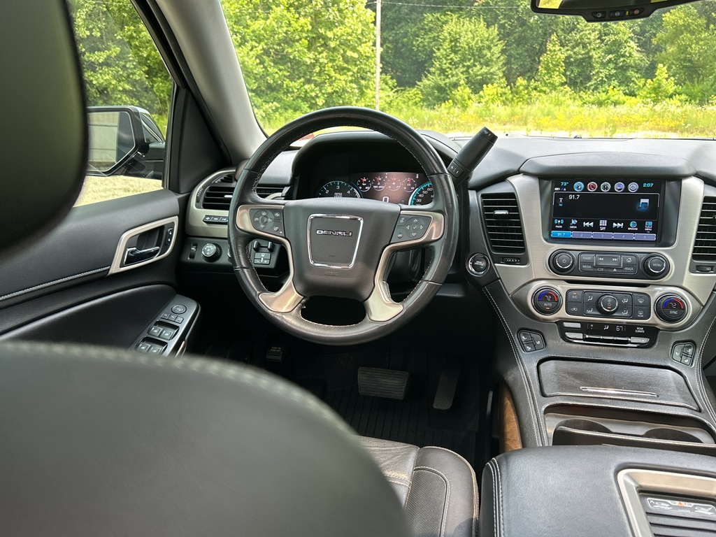 Used 2019 GMC Yukon Denali with VIN 1GKS2CKJ8KR216532 for sale in Poplar Bluff, MO