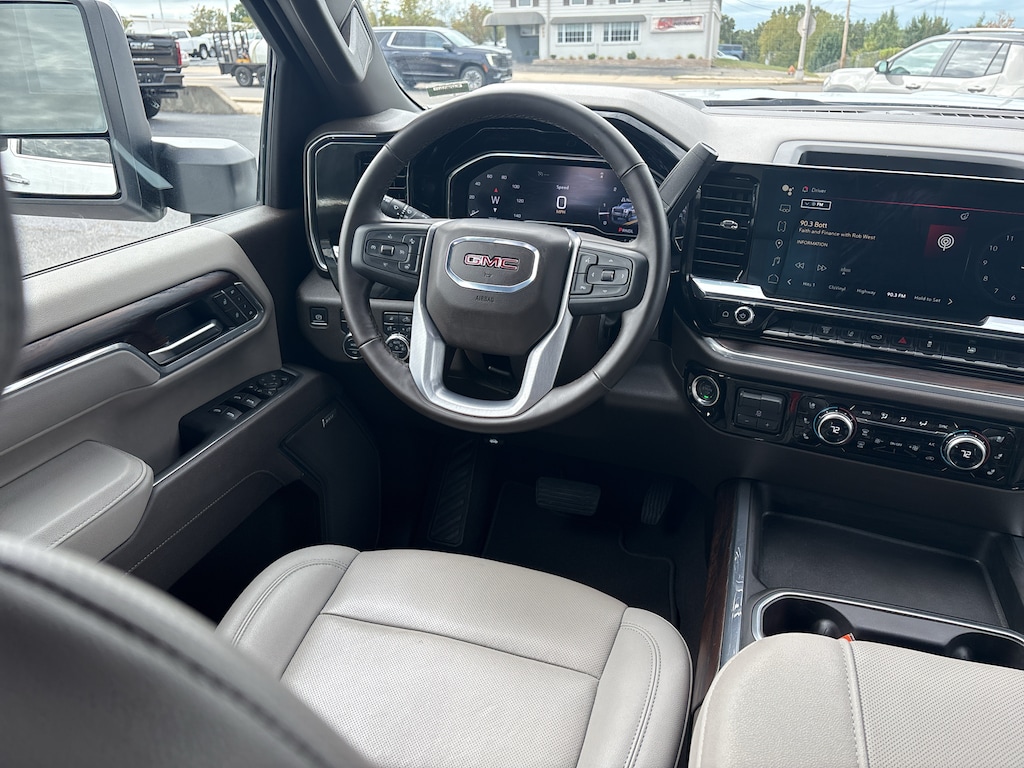 Used 2025 GMC Sierra 2500 HD SLT Truck