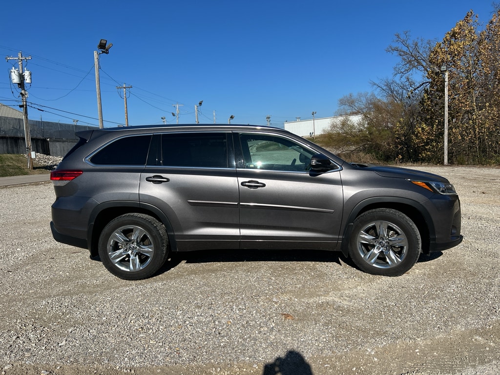 Used 2018 Toyota Highlander Limited