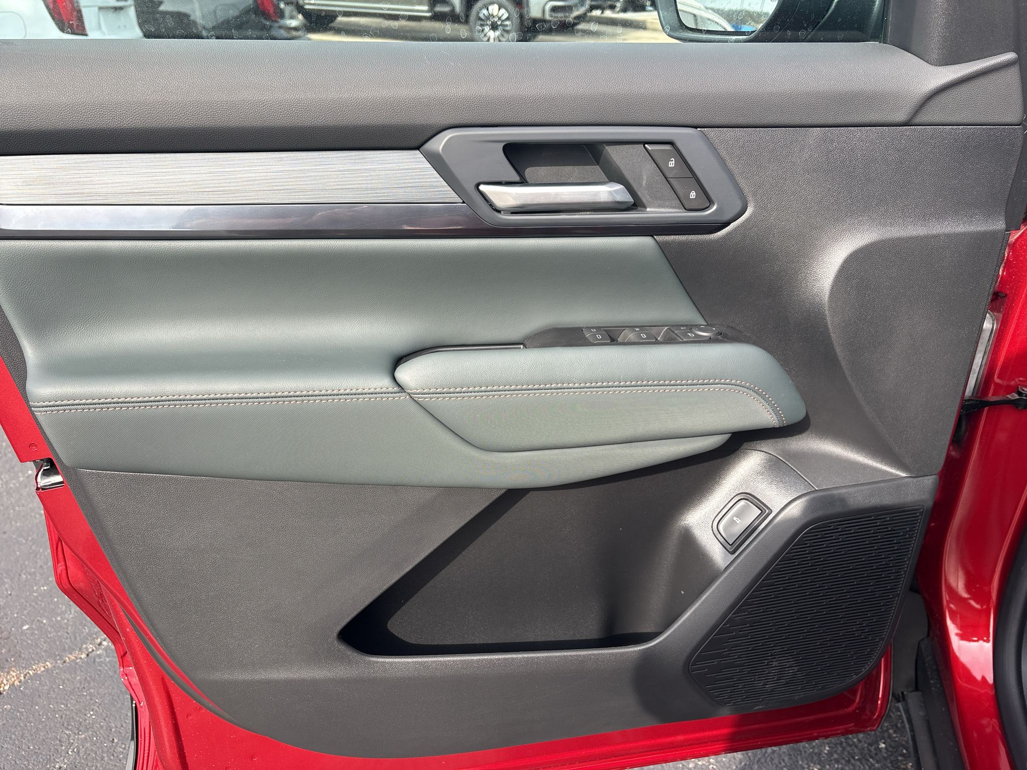 2027 GMC Terrain AT4 - Photo 14