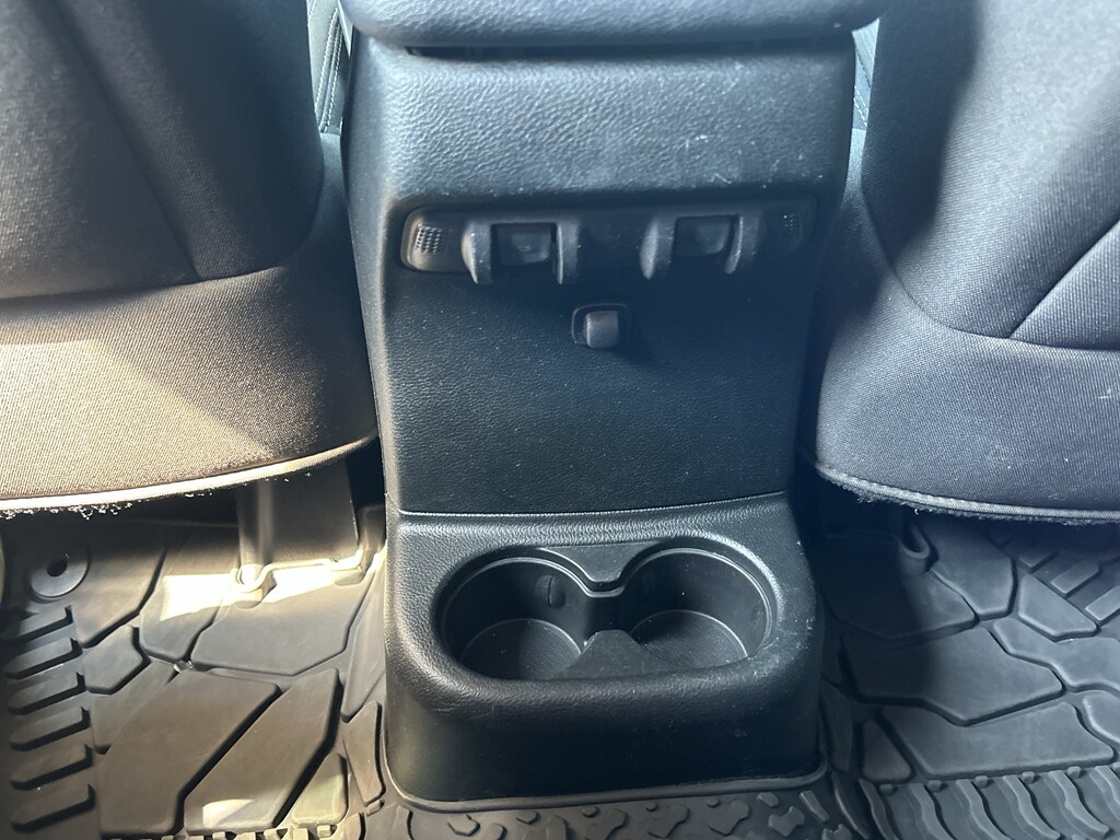 2017 Jeep Wrangler Unlimited Sahara - Photo 18