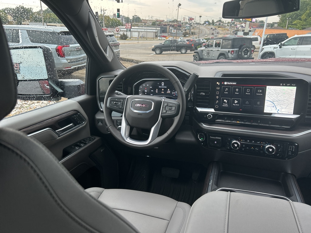 New 2025 GMC Sierra 2500 HD SLT Truck