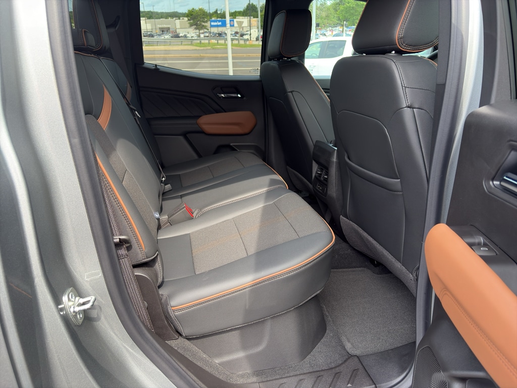 2026 GMC Canyon AT4 - Photo 28