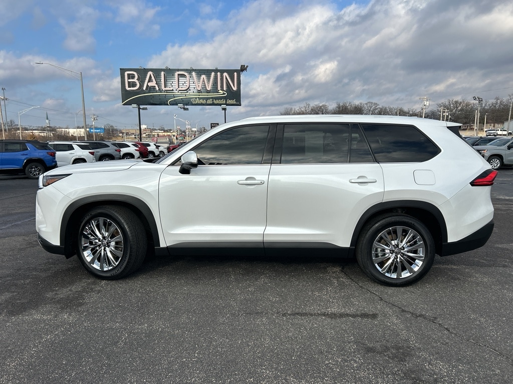 Used 2024 Toyota Grand Highlander XLE