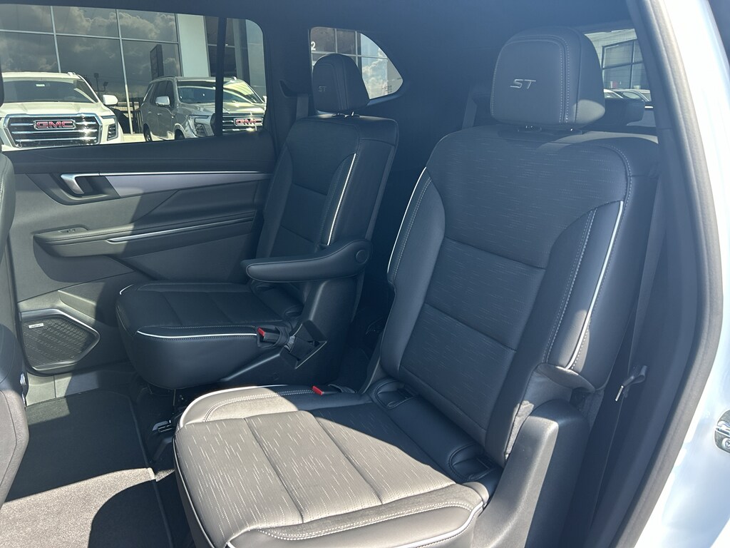 2026 Buick Enclave Sport Touring - Photo 18