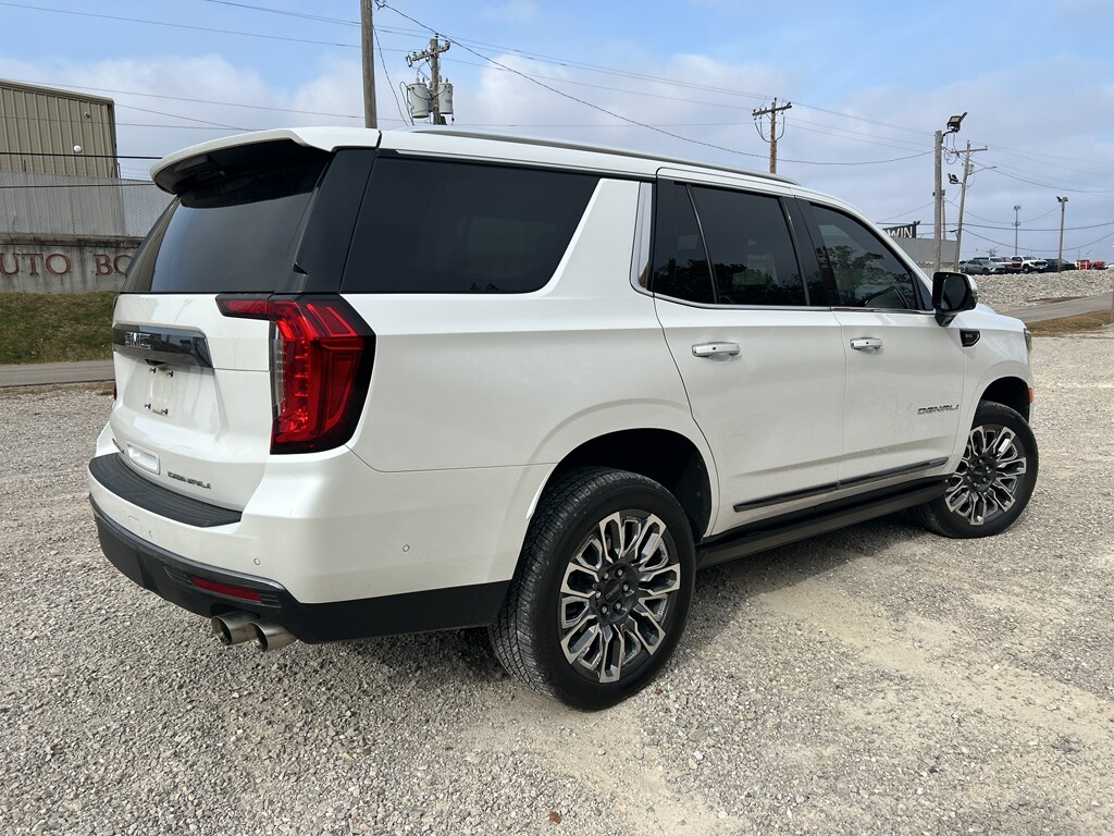 2023 Gmc Yukon Denali Ultimate photo 3