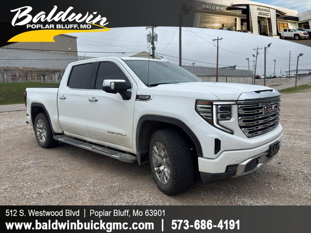 2023 GMC Sierra 4WD Crew Cab Short Box Denali's photo