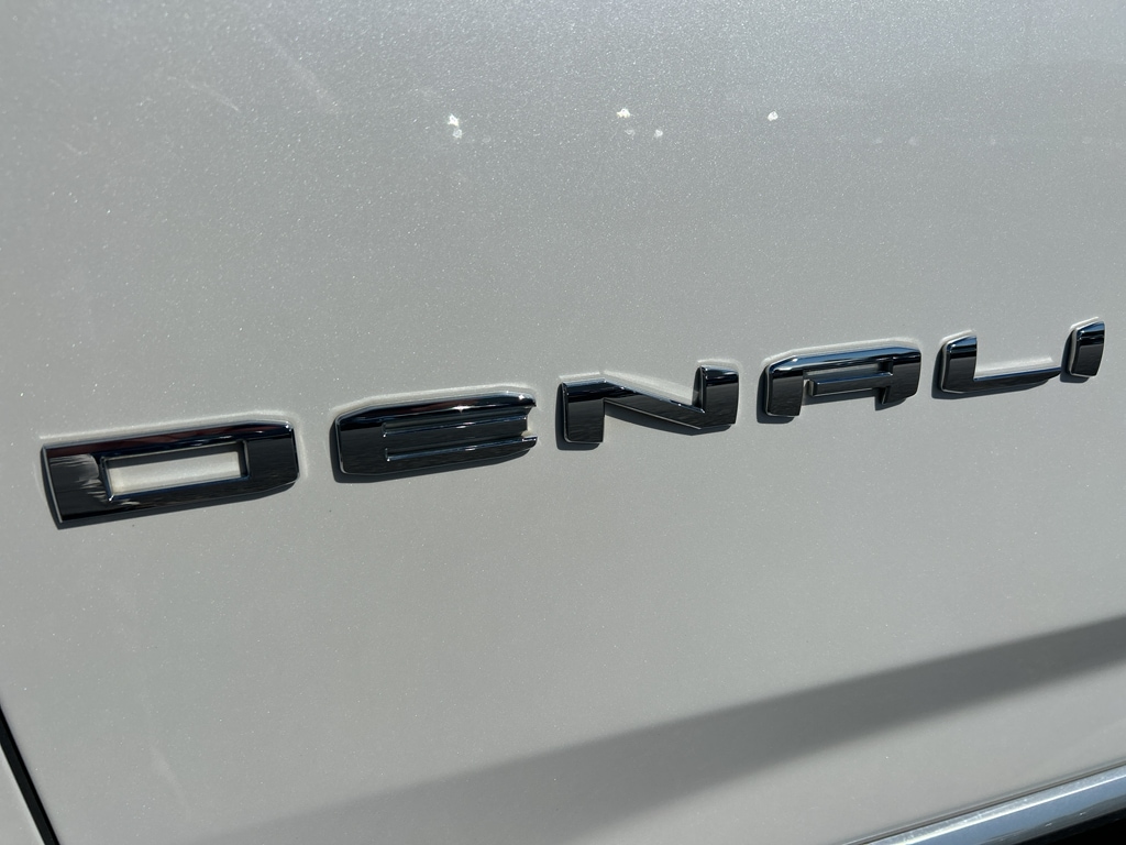 Used 2021 GMC Yukon XL Denali SUV