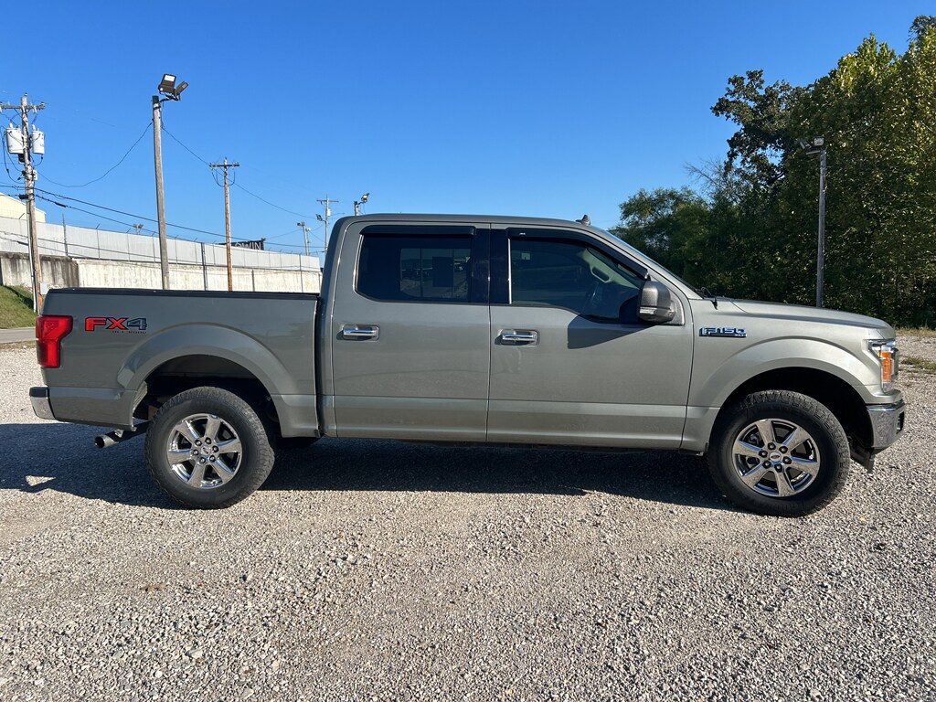 2019 Ford F-150 XLT photo 2