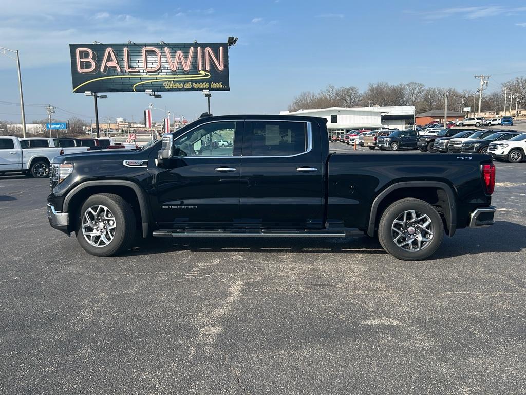 2024 Gmc Sierra 1500 SLT photo 3