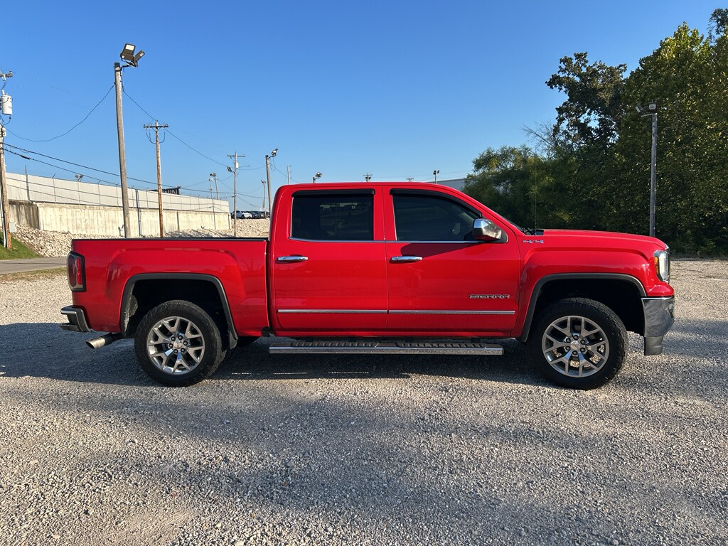 2018 Gmc Sierra 1500 SLT photo 2