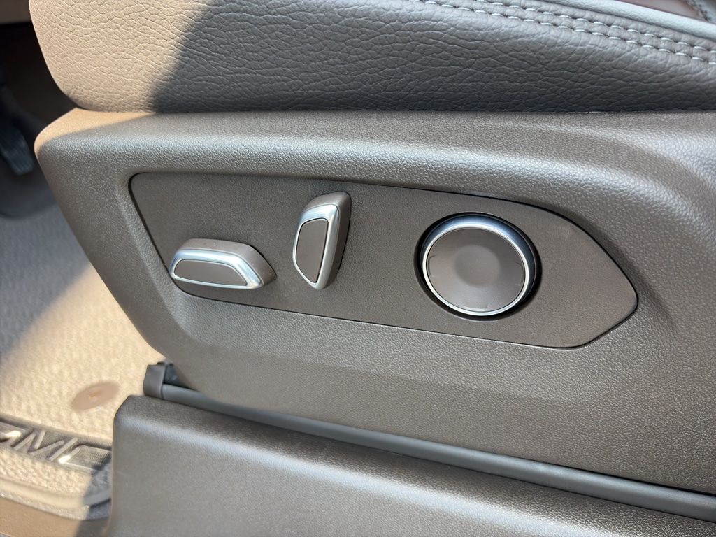 2026 GMC Sierra 1500 Denali - Photo 11