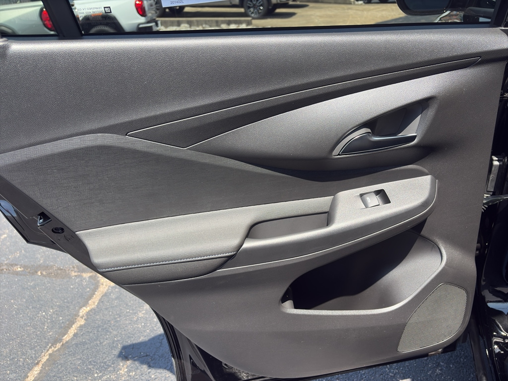 2026 Buick Envista Sport Touring - Photo 17