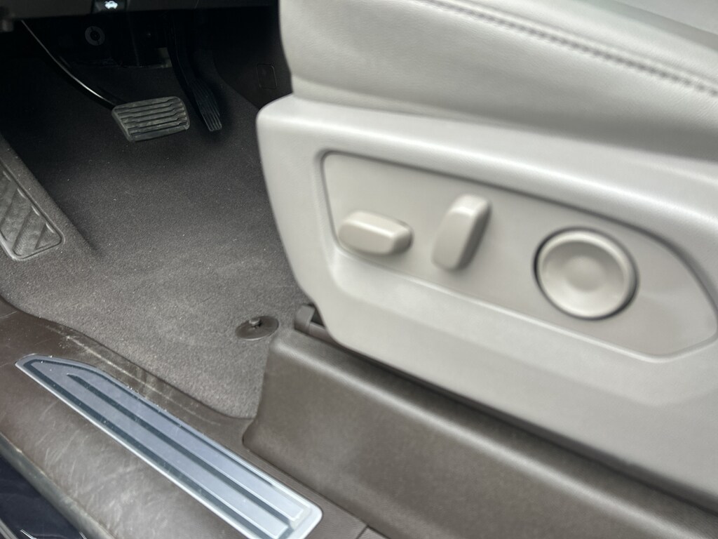 2023 GMC Sierra 1500 SLT - Photo 14