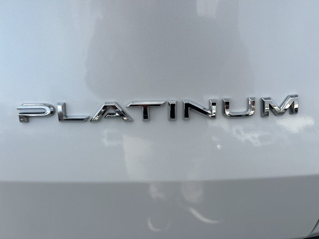 Used 2024 Toyota Grand Highlander XLE