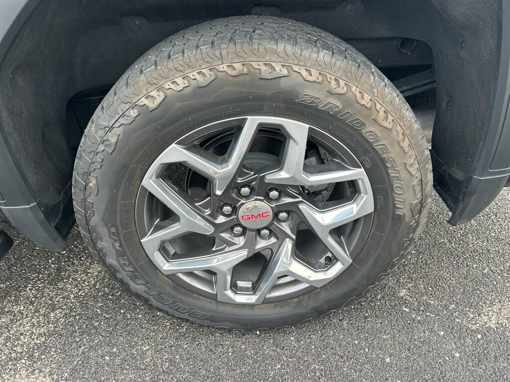 2023 GMC Sierra 1500 SLT - Photo 22