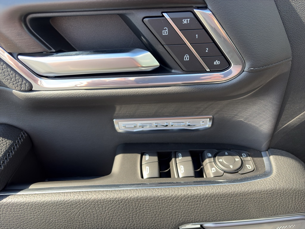 2026 GMC Sierra 1500 Denali - Photo 15
