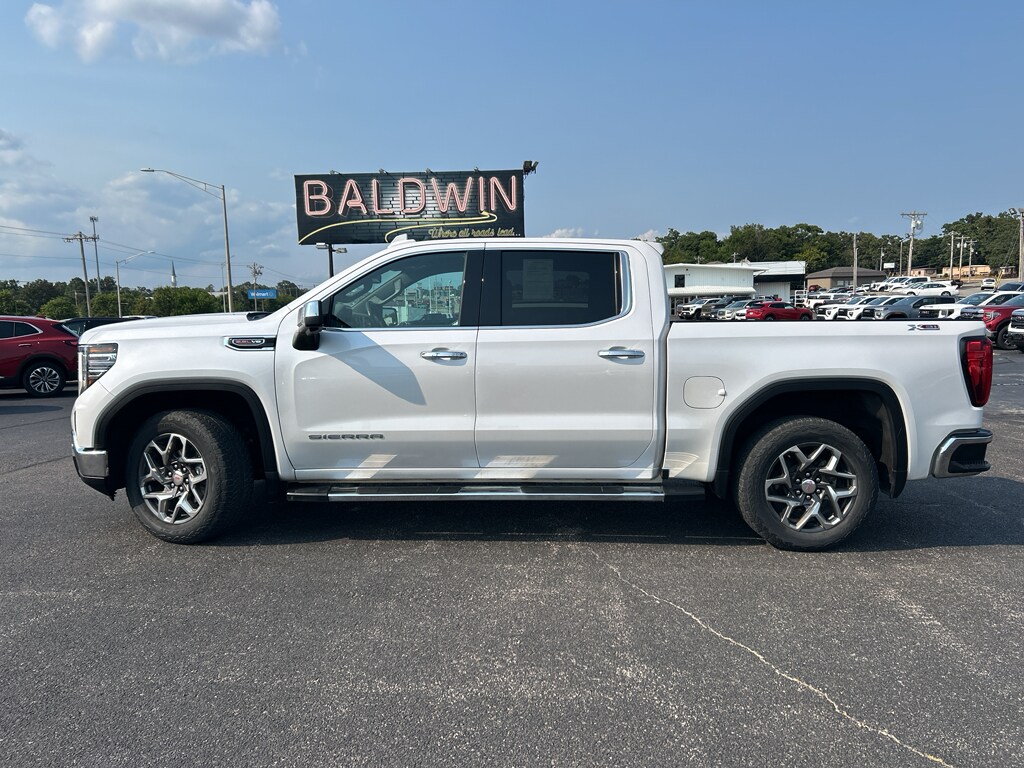 2024 Gmc Sierra 1500 SLT photo 2