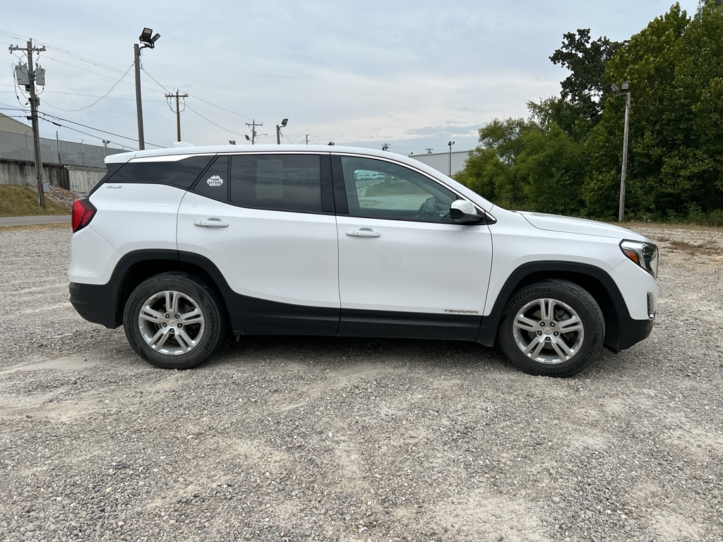 Used 2020 GMC Terrain SLE with VIN 3GKALMEV0LL158437 for sale in Poplar Bluff, MO
