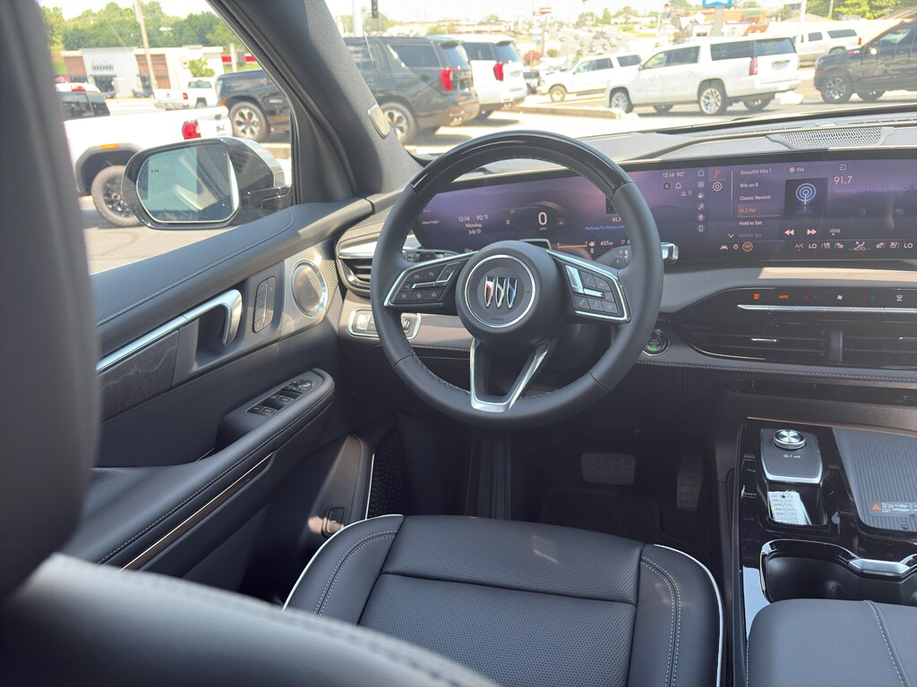 New 2026 Buick Enclave Avenir SUV