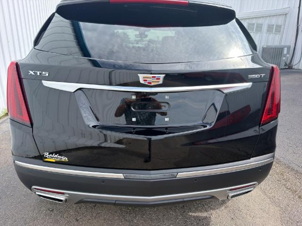 New 2026 CADILLAC XT5 Premium Luxury SUV