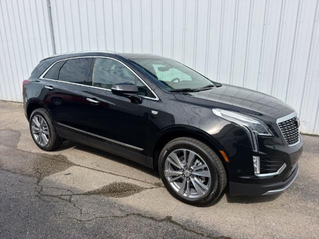 New 2026 CADILLAC XT5 Premium Luxury SUV