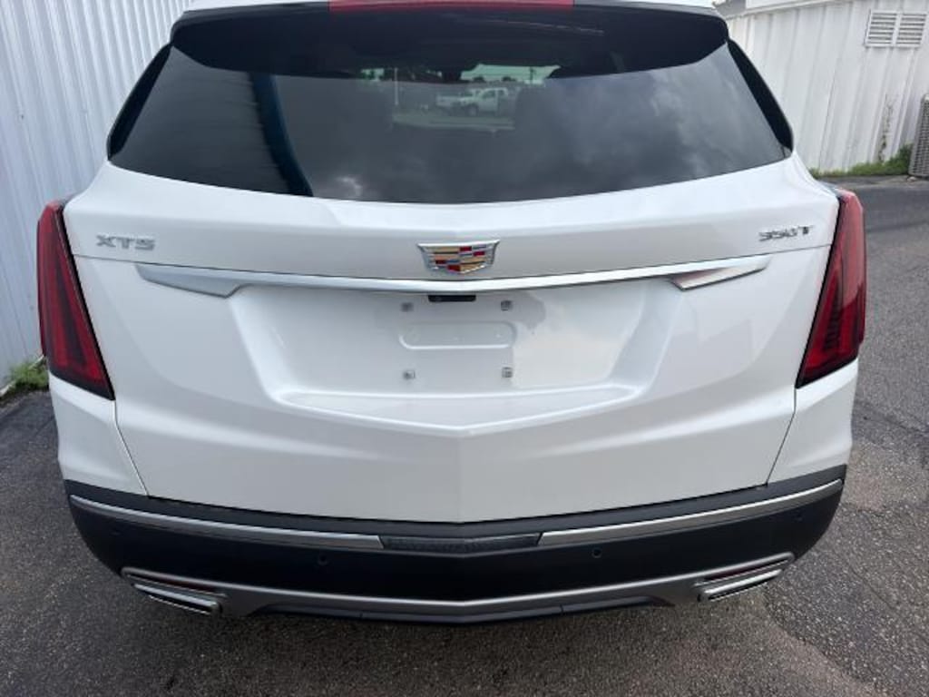 New 2026 CADILLAC XT5 Premium Luxury SUV