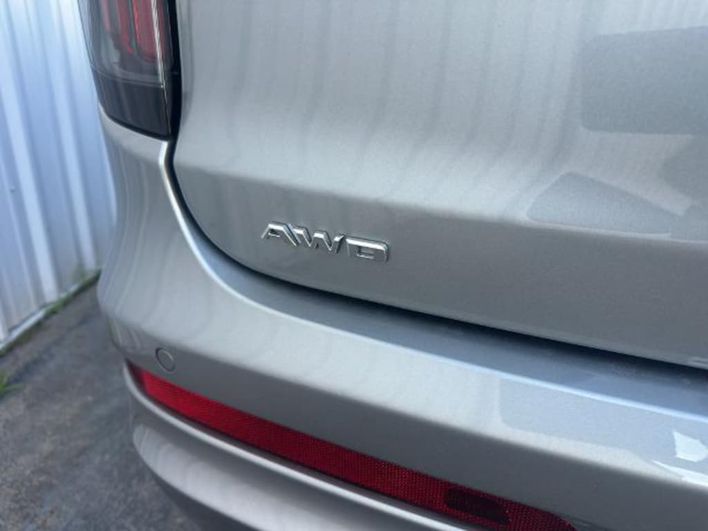 New 2025 CADILLAC XT6 Sport SUV