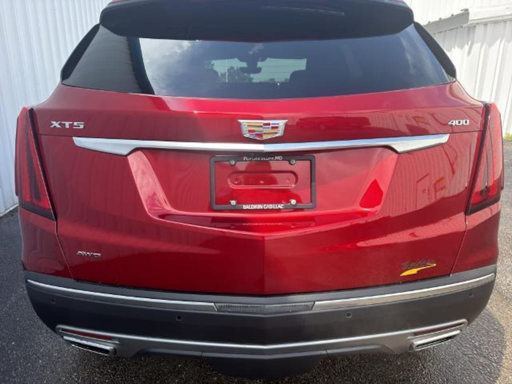 New 2026 CADILLAC XT5 Premium Luxury SUV