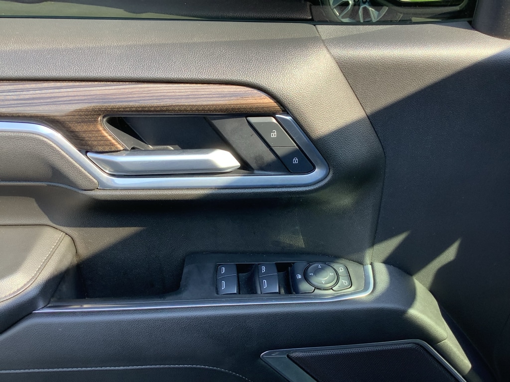 2025 Chevrolet Silverado 1500 LT - Photo 11