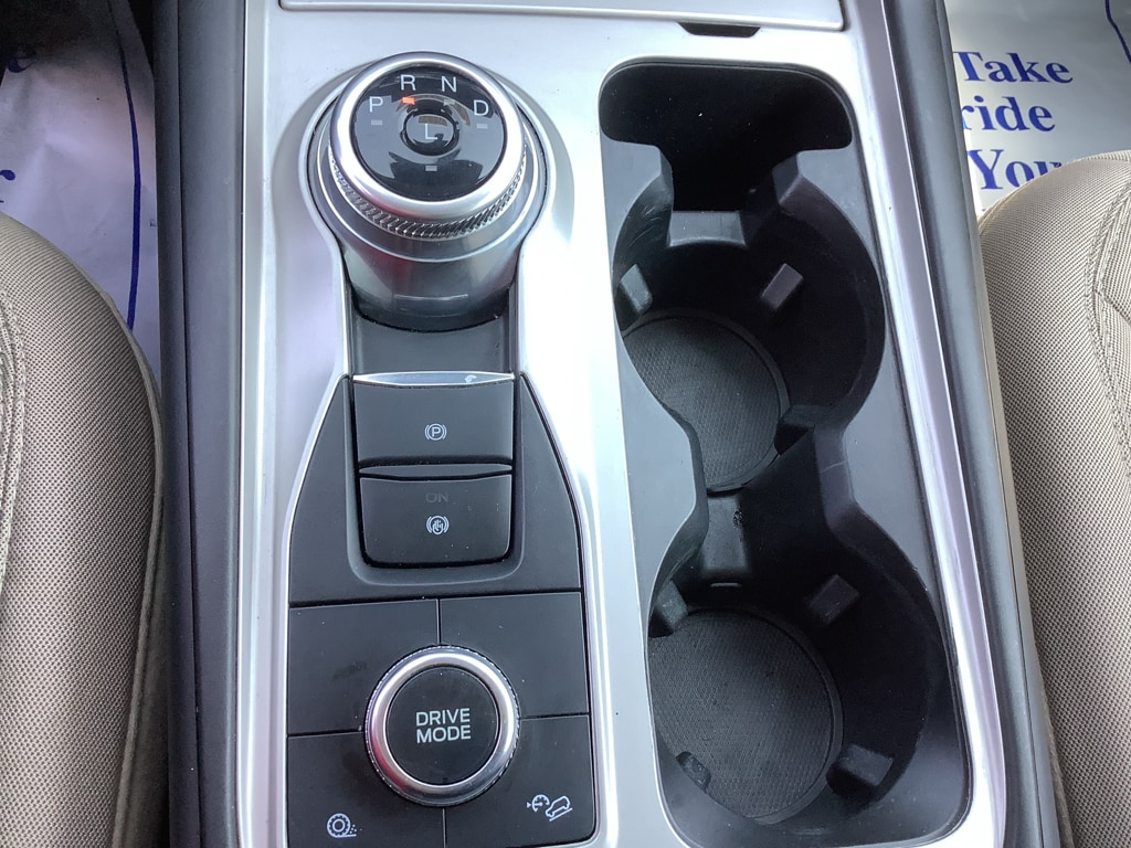 2023 Ford Explorer XLT - Photo 19