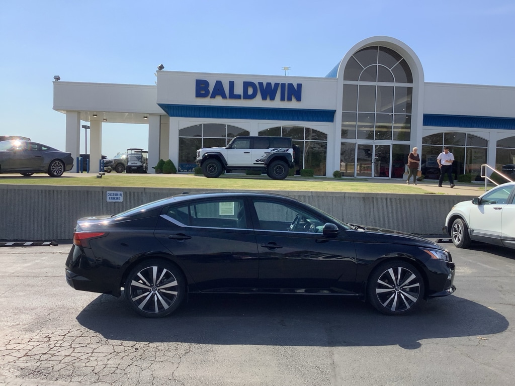 2021 Nissan Altima SR - Photo 36