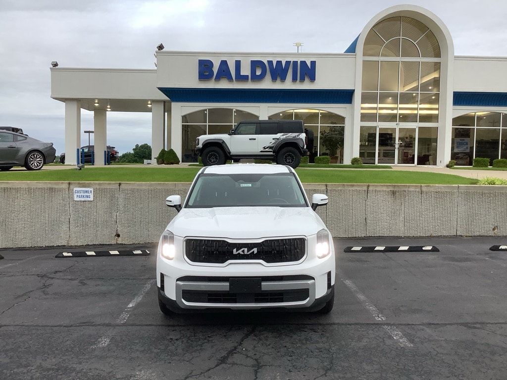 Used 2023 Kia Telluride LX Sport Utility