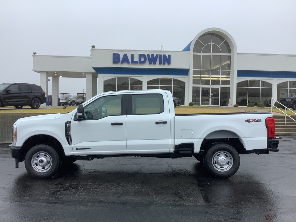 New 2026 Ford F-250 XL Truck Crew Cab