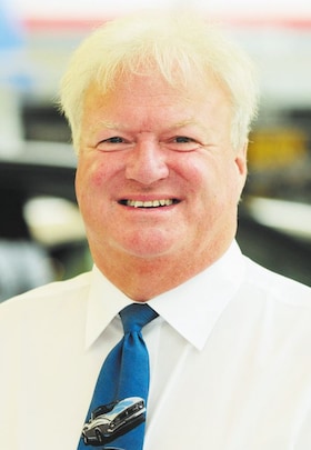 Staff member Lorenzo Sandlin from ab5231bce794