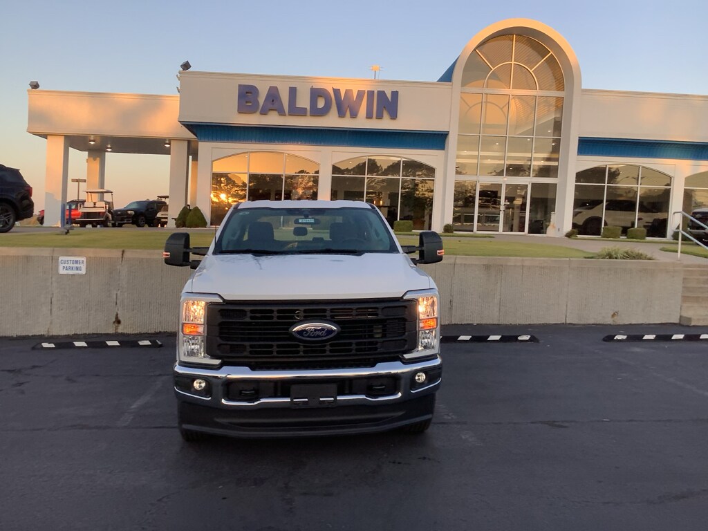 2026 Ford F-250 XL photo 2