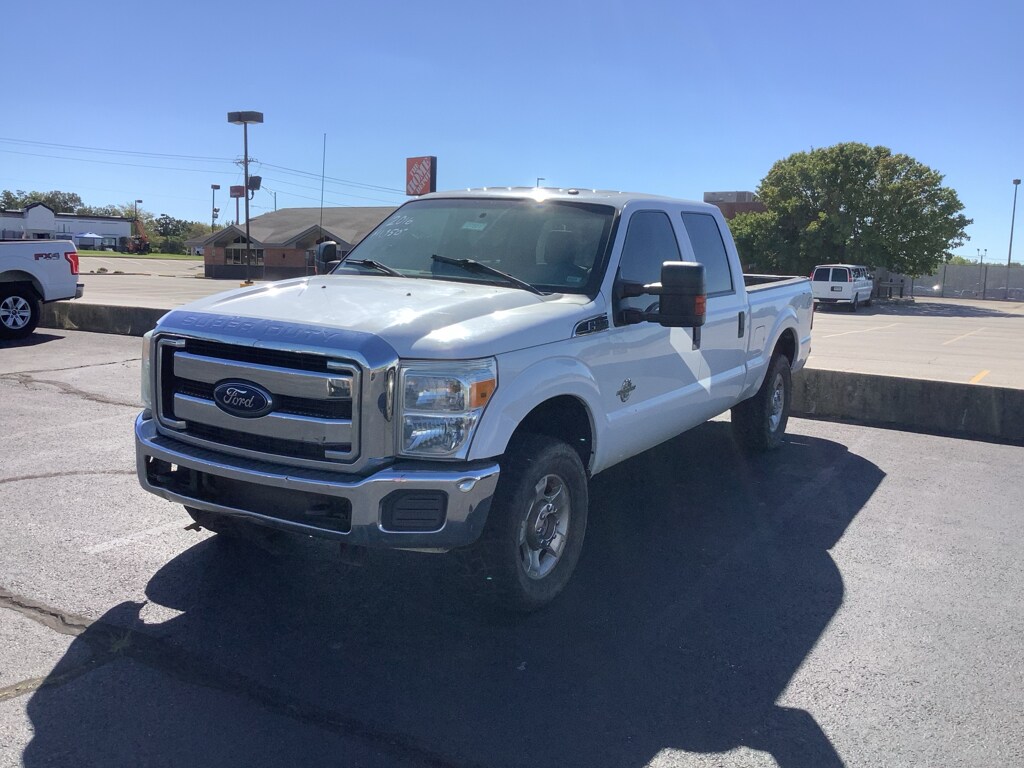 2016 Ford F-250 XLT photo 3