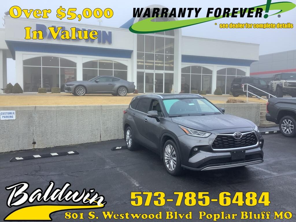 Used 2023 Toyota Highlander Platinum Sport Utility