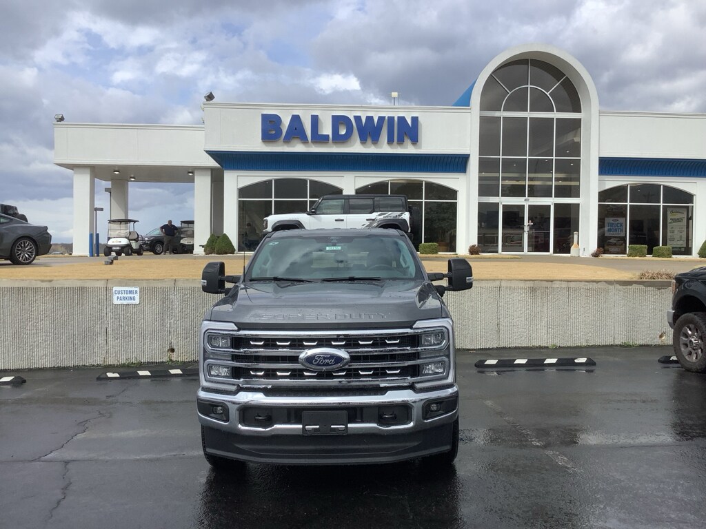 New 2026 Ford F-250 Lariat Truck Crew Cab