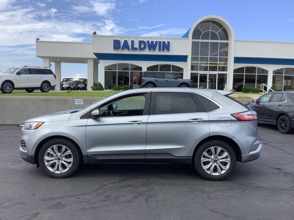 Used 2022 Ford Edge Titanium SUV