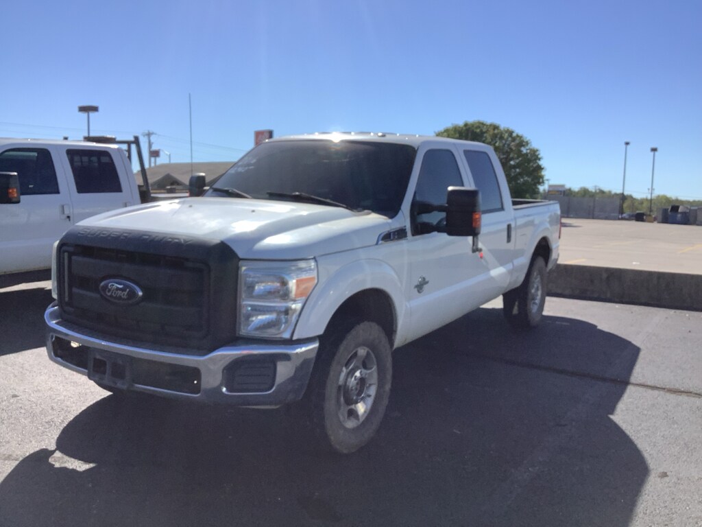 2016 Ford F-250 XLT photo 3